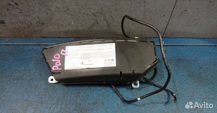 Подушка в сиденье правая Volkswagen Polo 5 6R