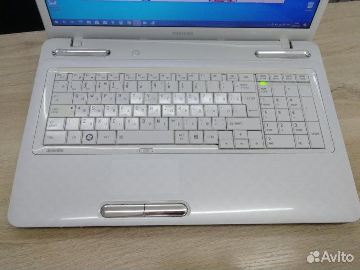 Большой 17д на Core i3/8/ssd480/1 акб