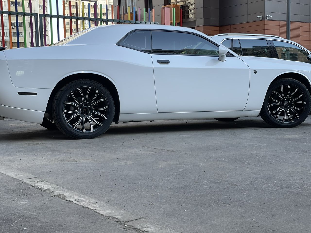 Dodge Challenger: фото владельца