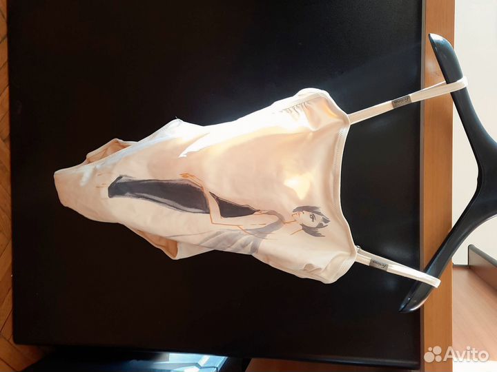 Купальник женский слитный 44 бу