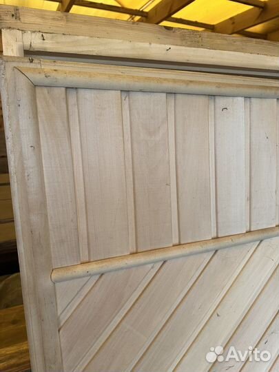 Дверь банная деревянная