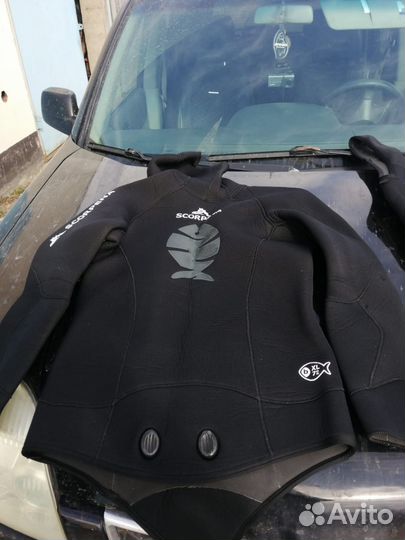 Гидрокостюм