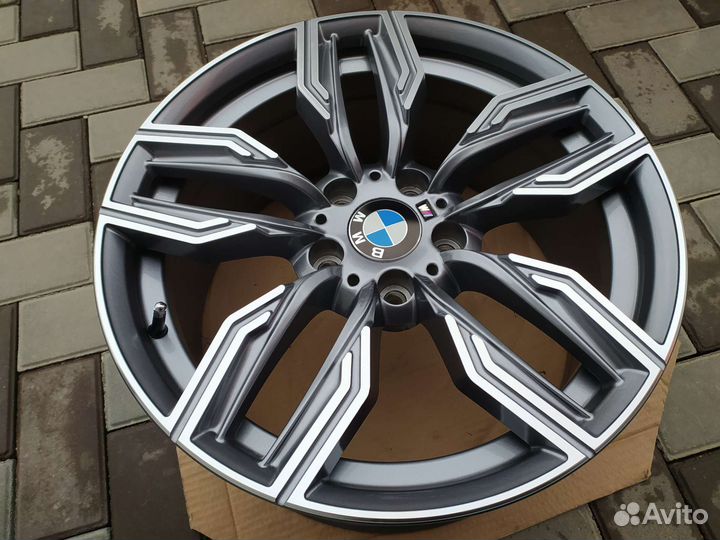 R18/5/112 BMW 760 стиль F48, G01, G20, G22, G30