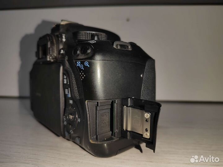 Фотоаппарат canon 600D