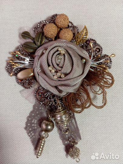 Броши в стиле бохо