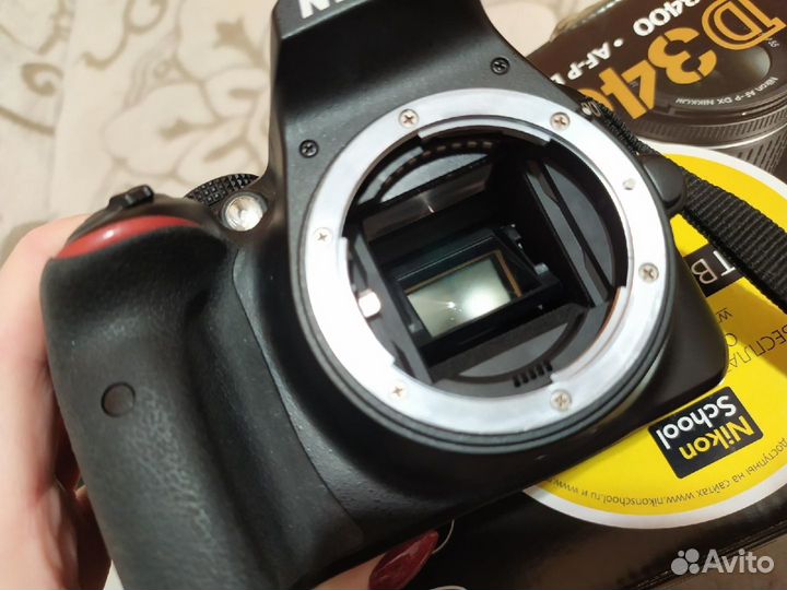 Зеркальный фотоаппарат Nikon