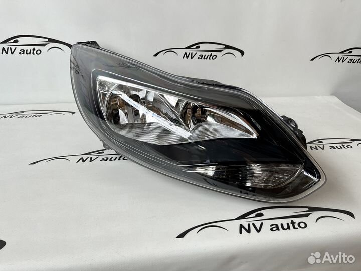 Ford Focus 3 фара передняя правая чёрная 11-15