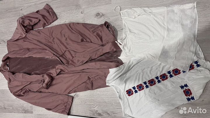 Вещи женские 44 пакетом