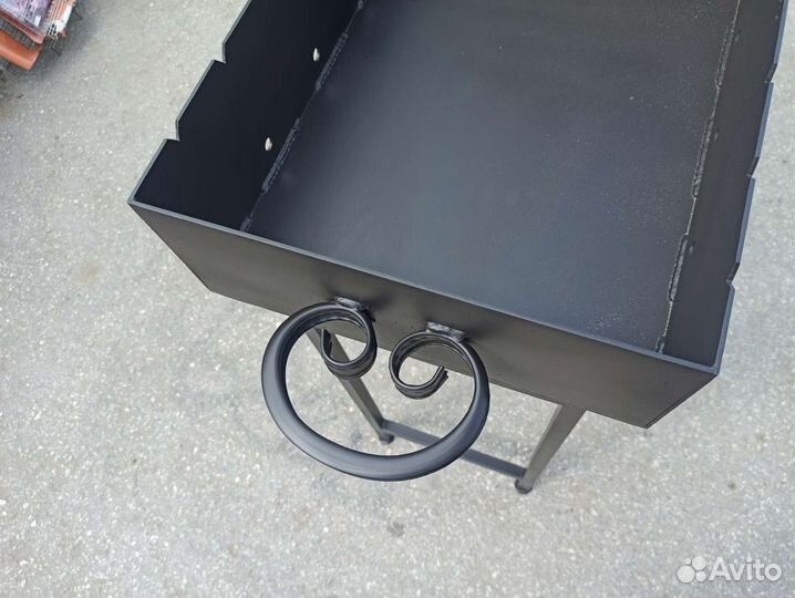 Мангал с дровником