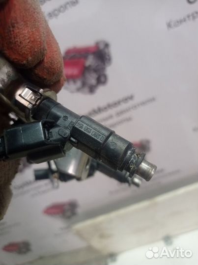 Форсунка топливная Ford C-Max 2.0I 2006