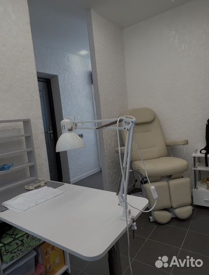 Аренда места мастера маникюра и педикюра