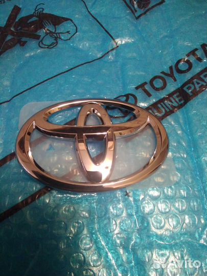 Эмблема шильдик toyota