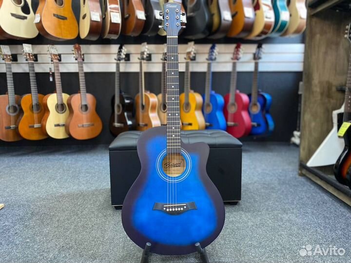 Акустическая гитара