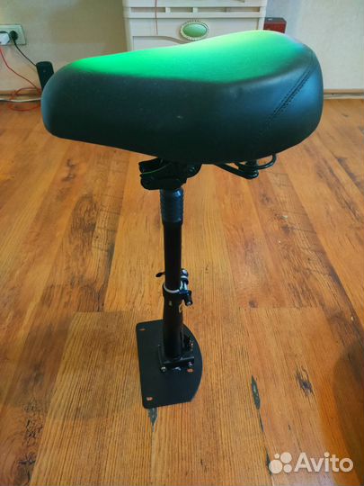 Сиденье для электросамоката