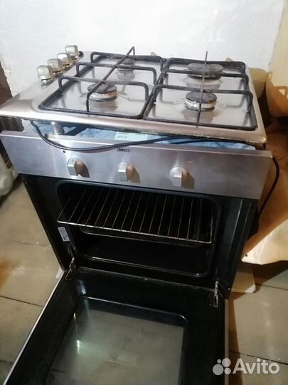 Духовой шкаф zanussi +панель