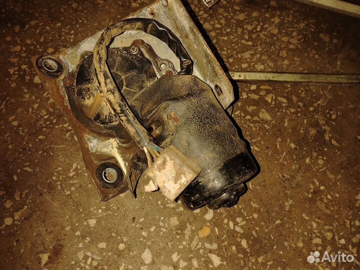 Трапеция дворников 2110 старого образца