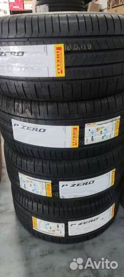 Pirelli P Zero PZ4 315/35 R20 и 275/40 R20