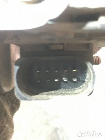 Блок клапанов пневмоподвески (Volkswagen Touareg)