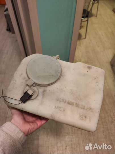 MB W202 Бачок омывателя лобового стекла