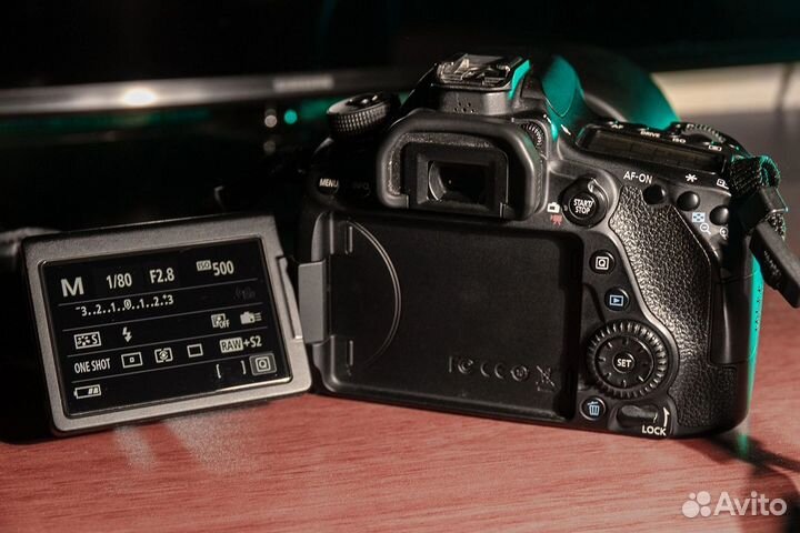 Фотоаппарат canon 80D