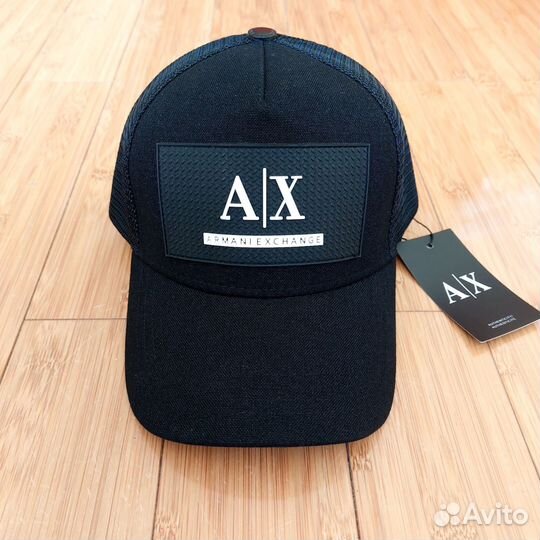 Кепка бейсболка Armani Exchange с сеткой чёрная