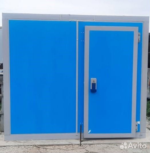 Дверь для холодильной камеры