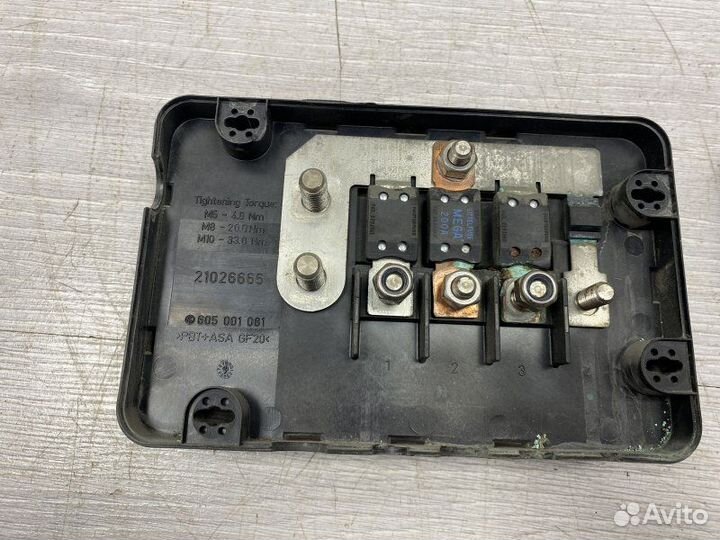 Блок предохранителей на раме Renault Midlum Dxi 5