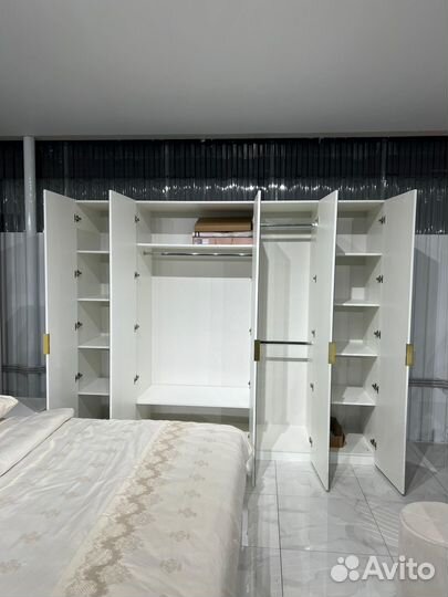 Спальный гарнитур