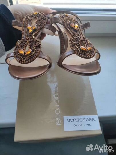 Вечерние босоножки