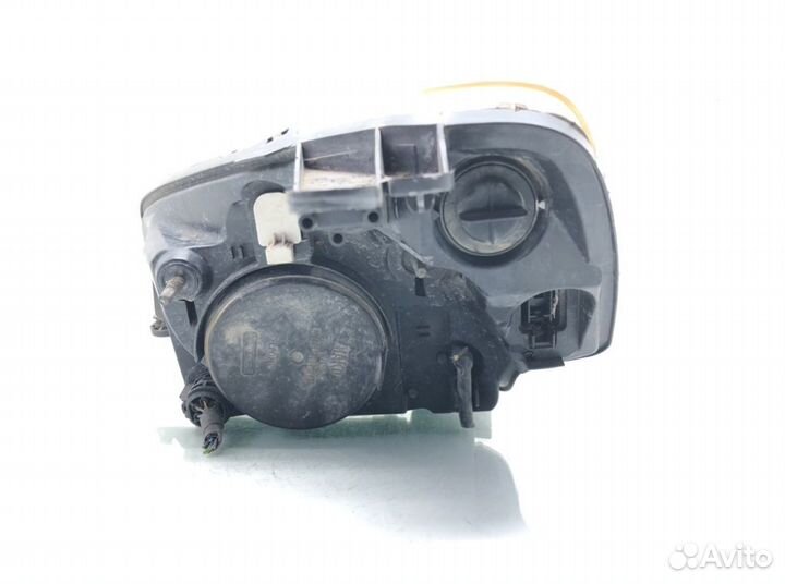 Фара правая Peugeot Bipper 1.4 HDI 2009