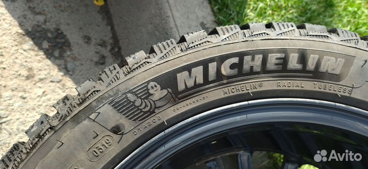 Michelin Agilis X-Ice North 225/50 R17