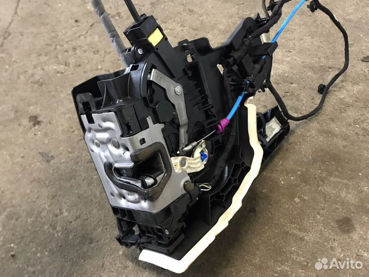 Мерседес w205 купе замок двери правый