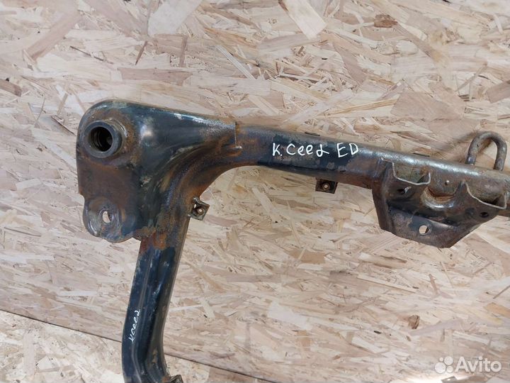 Подрамник Kia Ceed ED 2006-2012 балка передняя