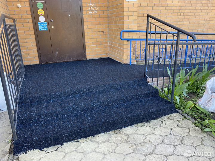 Резиновое покрытие для входных групп