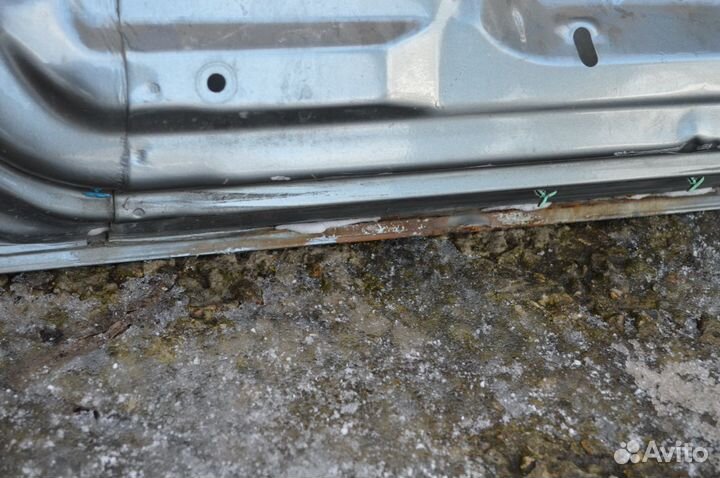 Дверь передняя правая Volvo S40 I