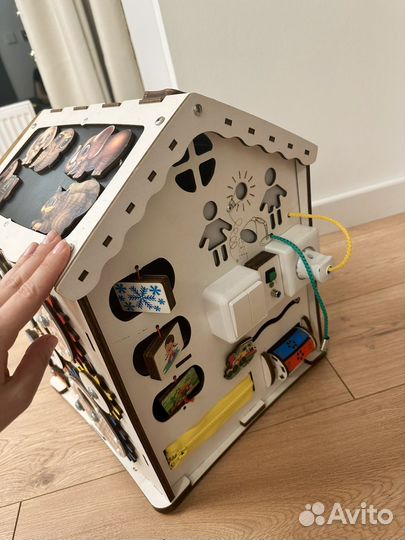 Бизиборд домик со светом большой