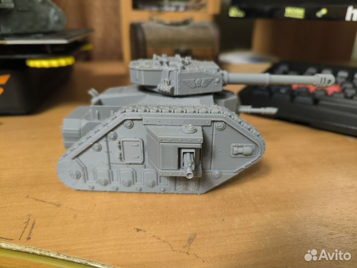 Warhammer 40000 танк Leman Russ/Леман Русс