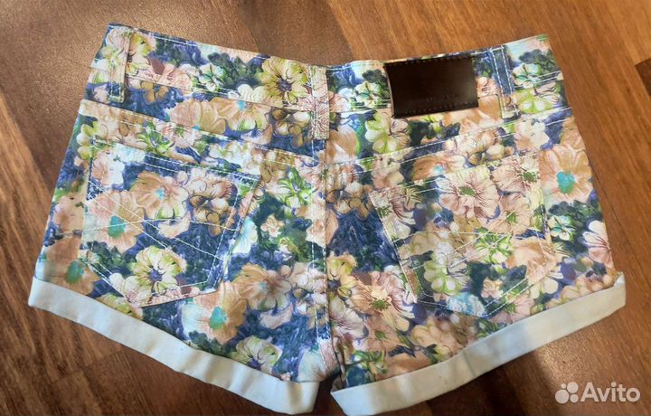 Шорты для девушки