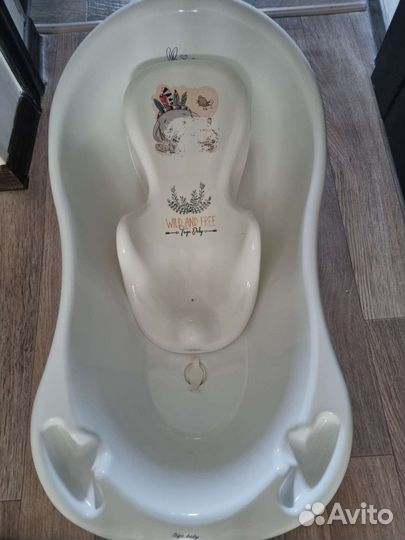 Ванночка для купания с горкой