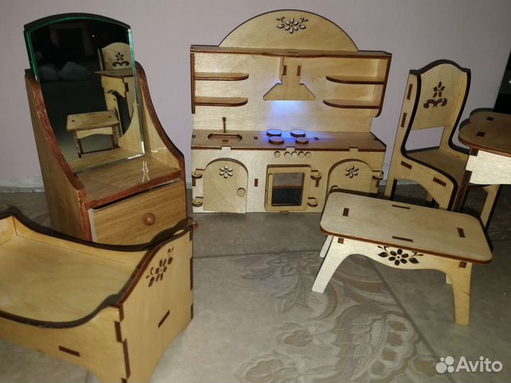 Набор деревянной мебели для кукол 15-30