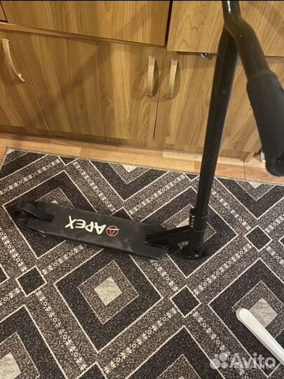 Трюковой самокат