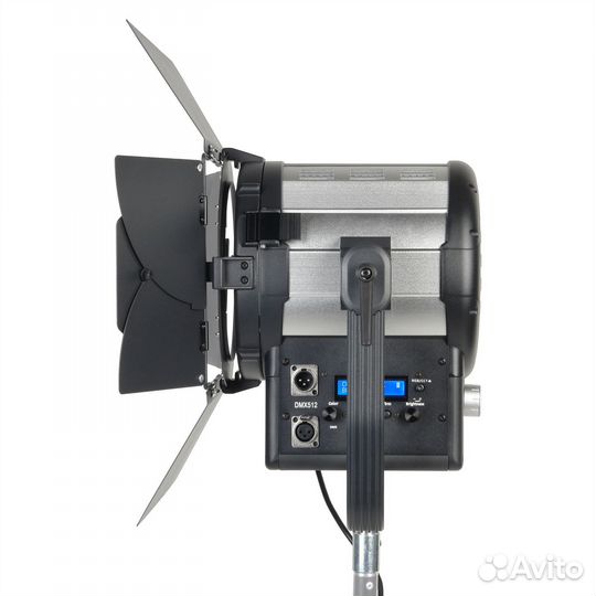 Осветитель студийный GreenBean Fresnel 200 RGB X3