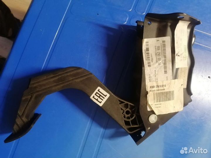 Педаль сцепления Mercedes Sprinter 906