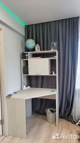 Школьная парта угловая