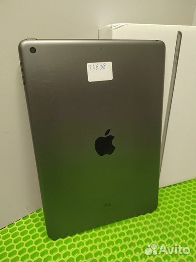 Планшет Apple iPad 10.2