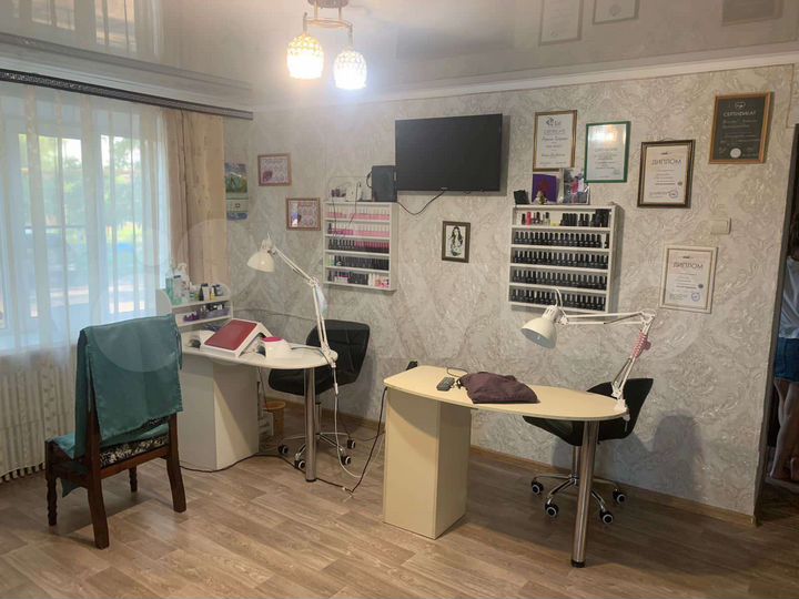 2-к. квартира, 49 м², 1/4 эт.