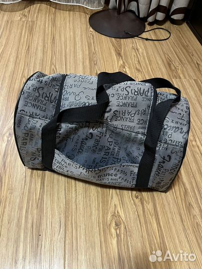 Переноска для маленьких кошек и собак