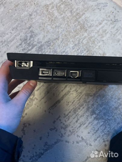 Sony PS4 slim 1tb