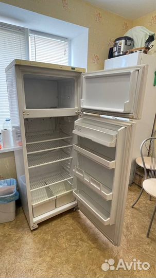 Холодильник