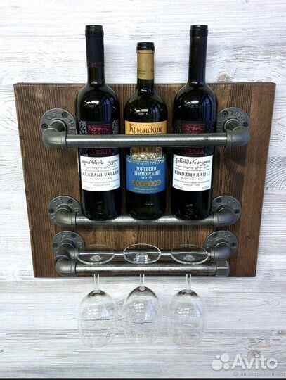 Винная полка с держателем для бокалов